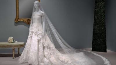 beyonce bride dress